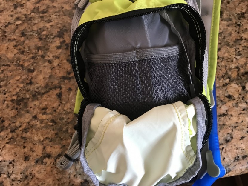 camelbak rogue - the interior of the main compartment.