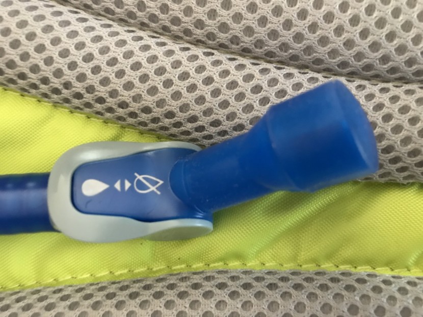 camelbak classic - not all bite valves are created equally. camelbak&#039;s big bite valve...