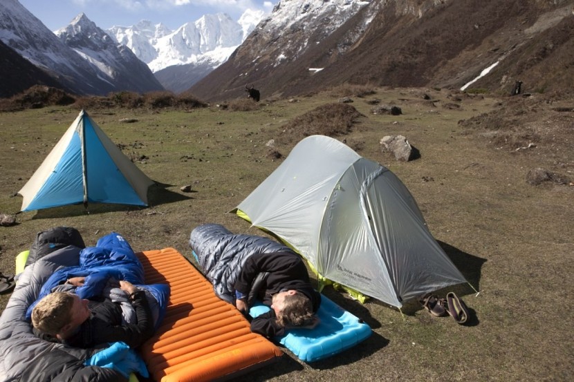 ultralight sleeping bag - after the gear has dried out, why not compare some quilts in the...