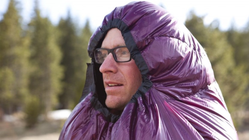 with the hood tightened up as it is here, this bag felt a bit too...