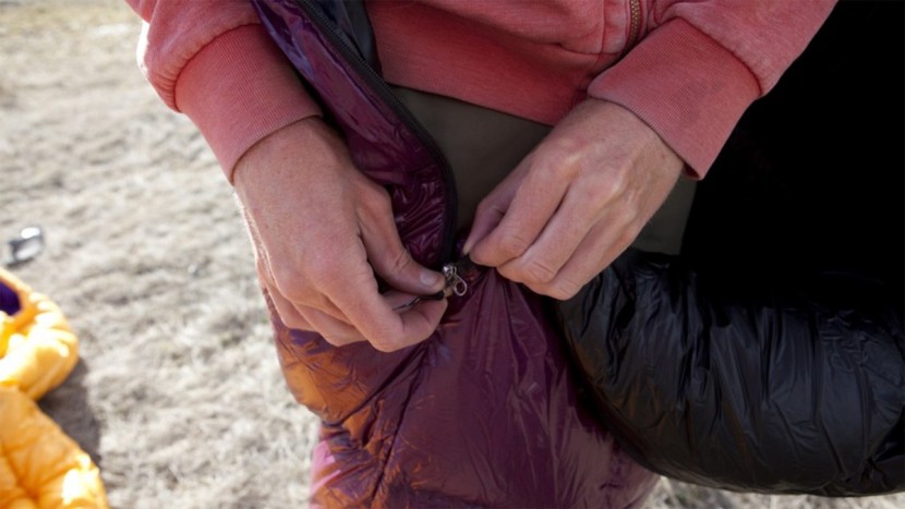 western mountaineering highlite - the zipper had a tendency to simply unzip itself as we slept in the...