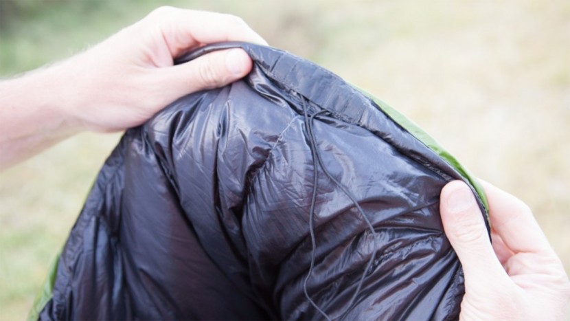 zpacks classic - the elastic draw cord around the neck of this bag, showing how it...