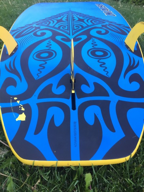 naish mana gs - the naish has a triple-fin setup.