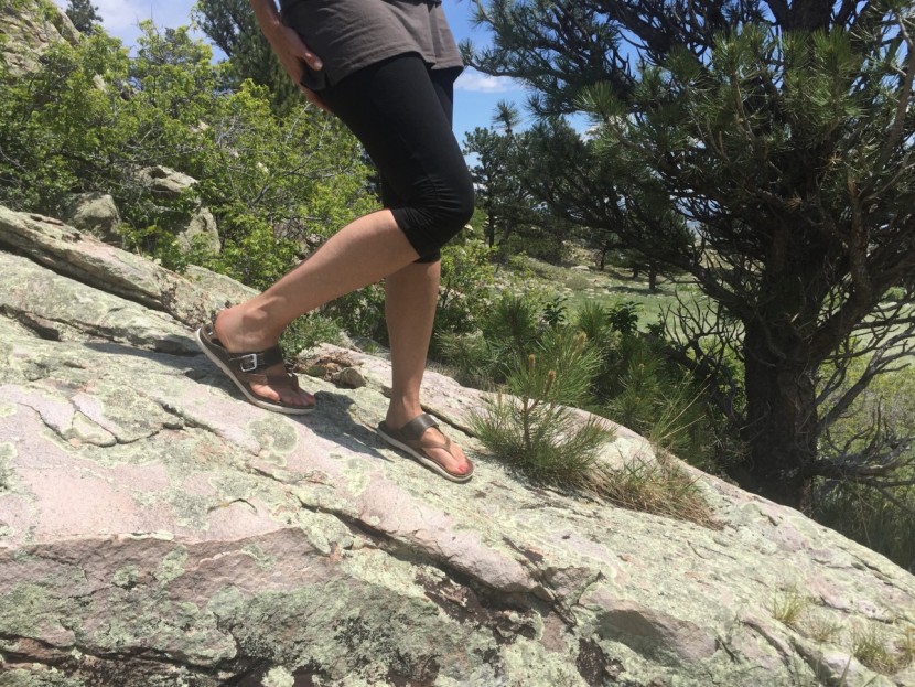 merrell around town thong - the around town strikes that crucial balance between enough...