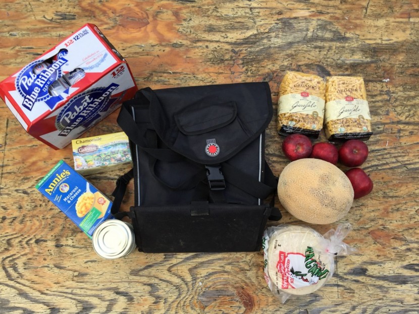 banjo brothers market pannier - the market pannier was of the largest single-bag panniers in this...