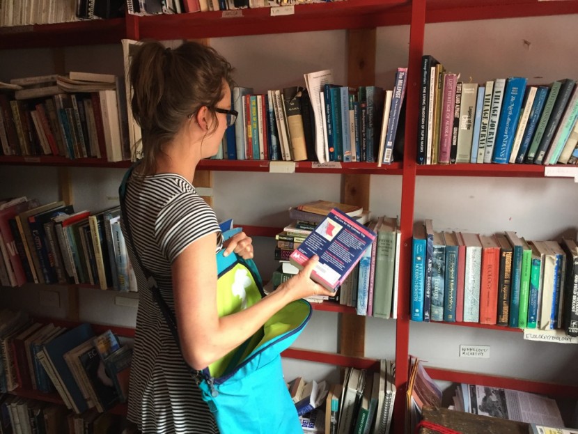 detours fremonster flap - with a comfortable shoulder strap and elementary design, the...