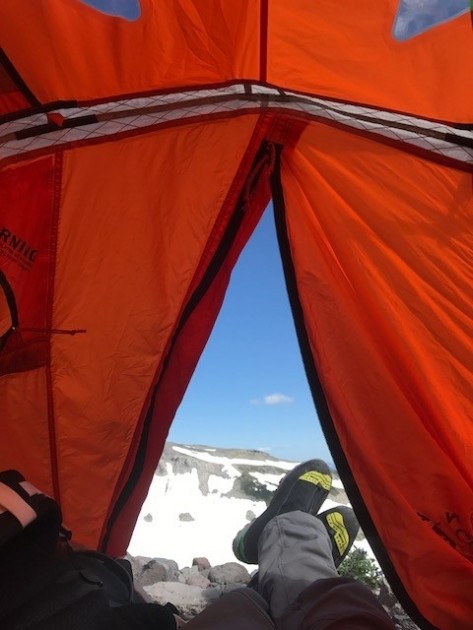 Mountain Hardwear EV2 Review | Tested & Rated