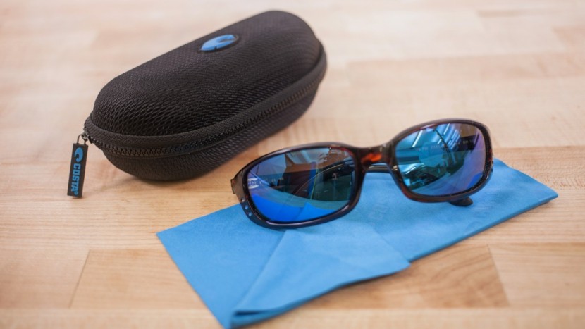 costa del mar brine - the costa del mar case, a slightly inferior version of the oakley...