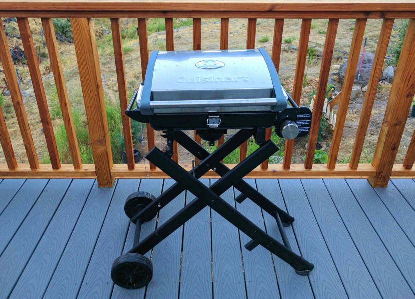 cuisinart all foods roll-away - the cuisinart all foods roll away with the side tables folded in.