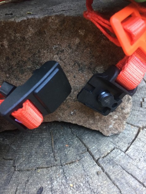 magnetic fidlock buckle open