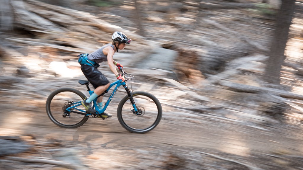 juliana furtado r 2018 - this bike says, &quot;go fast, ride hard.&quot;