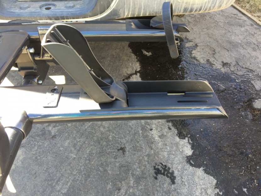 kuat sherpa 2.0 - the flip up plastic wheel trays are the weak point of the kuat...