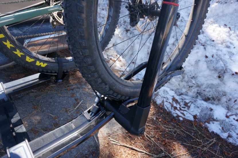 yakima dr. tray - the cable lock is visible just below the tire on the yakima dr...