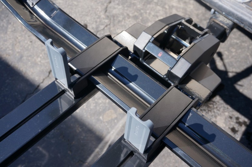 yakima dr. tray - the yakima dr. tray is made of aluminum, but it is noticeably less...