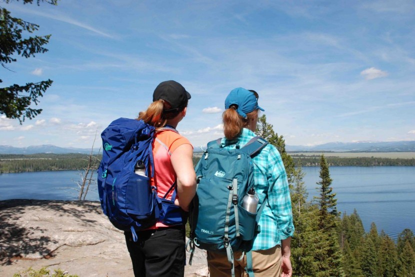daypack womens - side-by-side testing at jenny lake, wy. after months of use and...
