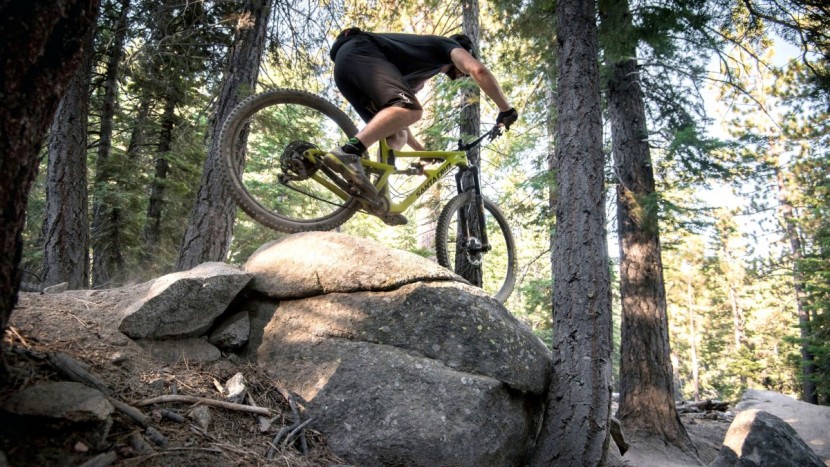 santa cruz hightower lt xe 2018 - the 2018 santa cruz hightower can go anywhere and do anything.