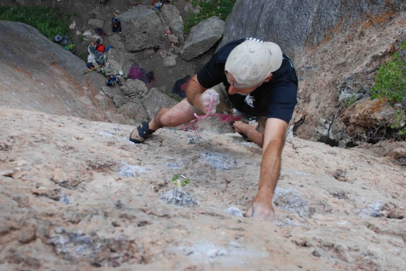 bluewater ropes lightning pro - the sharp limestone in ten sleep, wy, did a lot of damage to this...