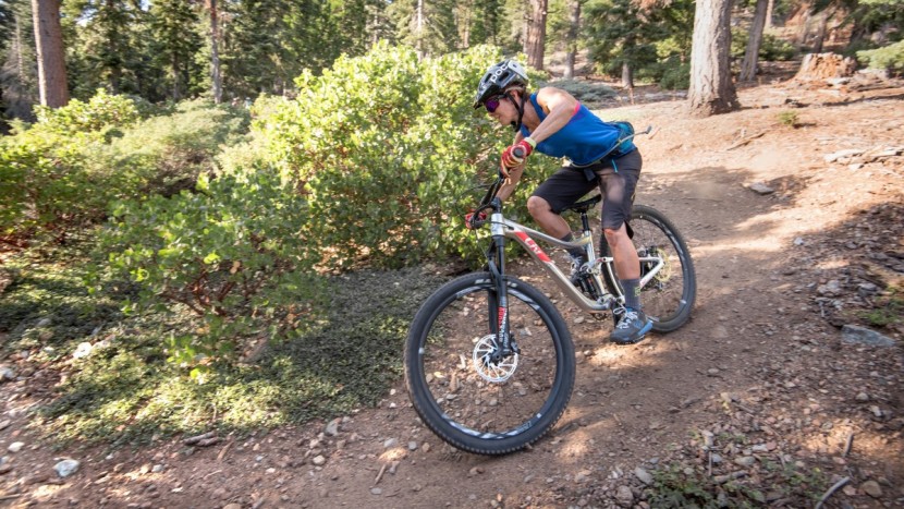 liv pique sx 1 2018 - maxxis high roller tires hook up well-enough in the corners.