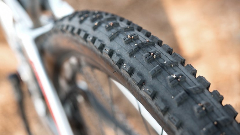 and a 2.3-inch in the rear.