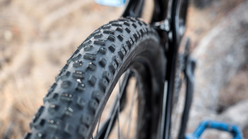 we prefer a more aggressive tire than the 2.3-inch ground control in...