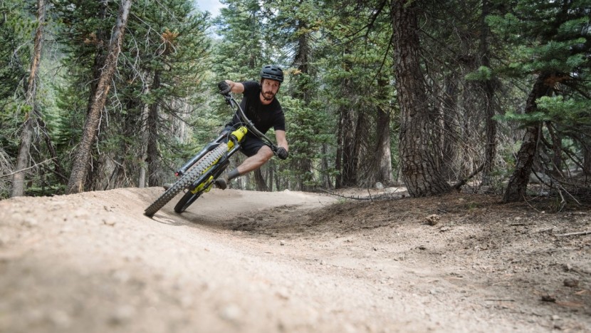 enduro mountain bike - it was easy to find the edge on the e*thirteen trs+ tires.