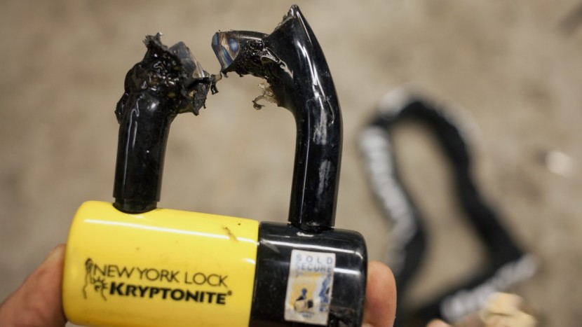 bike lock - this lock needs one cut and plenty of hammering or two cuts to...