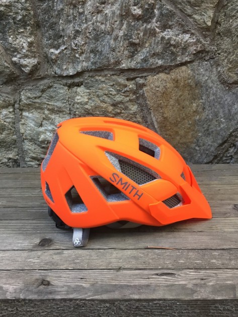 smith rover mips - the rover is a great looking helmet.