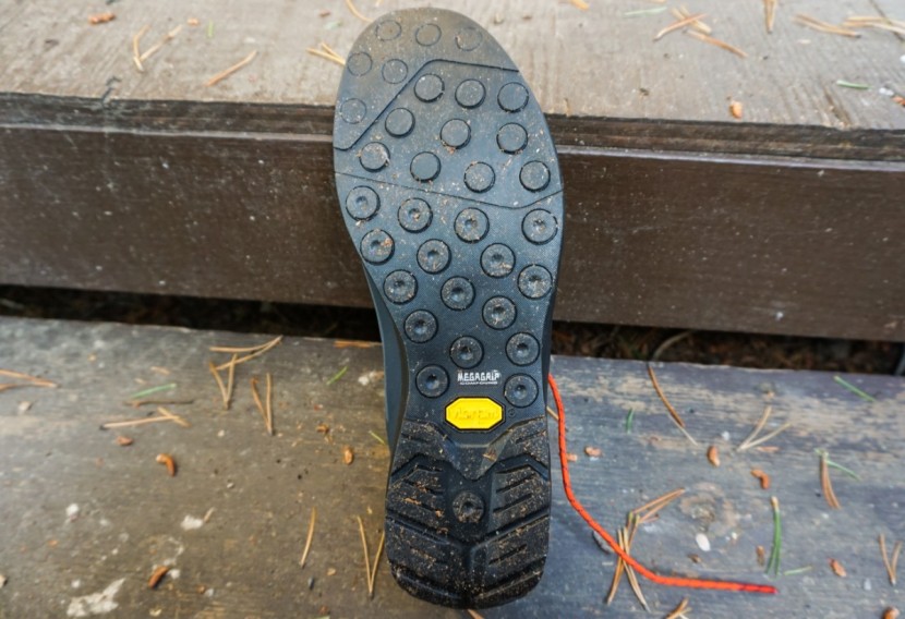 arc'teryx acrux sl - low profile lugs make for good smearing, but not the best traction...