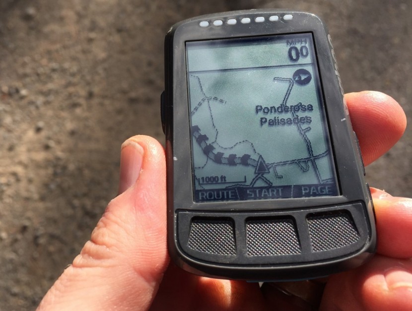 wahoo fitness elemnt bolt - the start of a route displayed on the map page of the elemnt bolt.