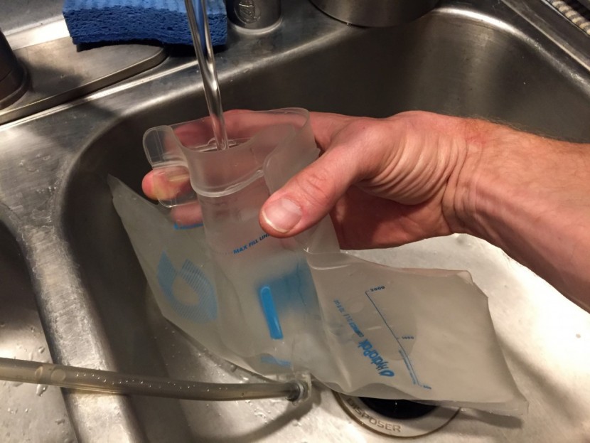 dakine low rider 5l - the hydrapack compact 2l water bladder on the dakine fanny pack was...