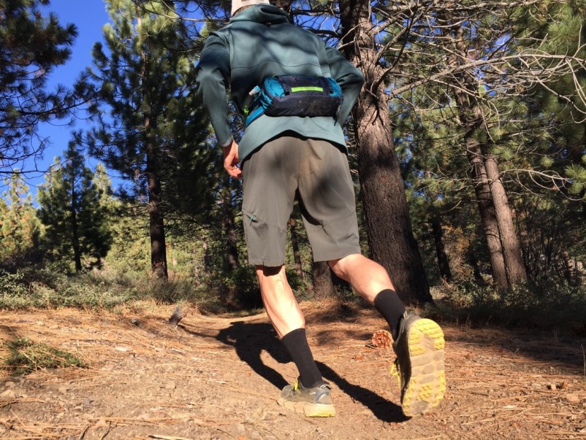 dakine low rider 5l - the low rider is comfortable on day hikes and trail runs as well as...