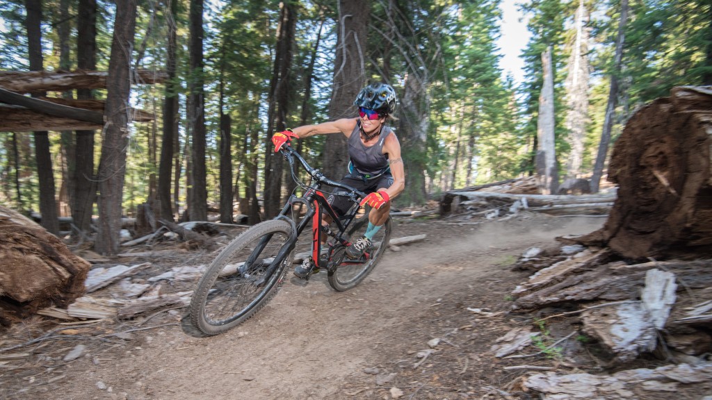 yt jeffsy al one 29 2017 - fast and flowy trails are where the jeffsy feels most at-home.