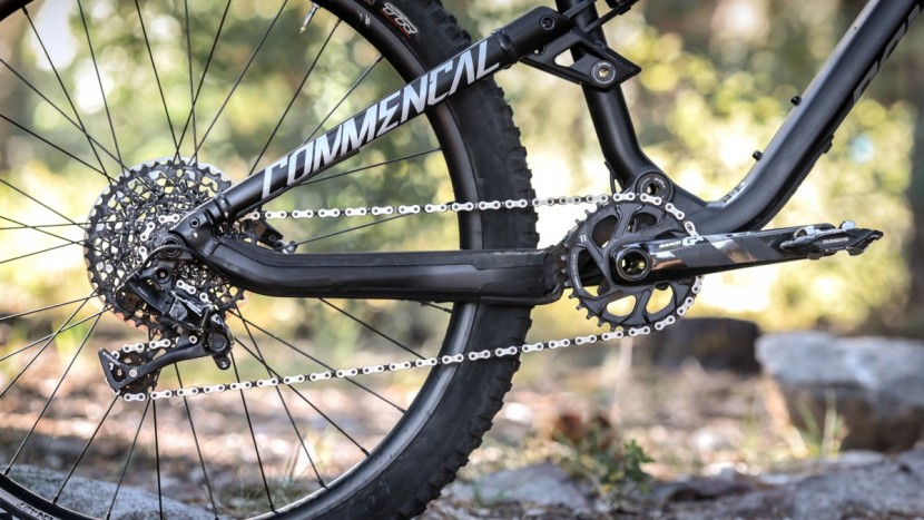 commencal meta am 4.2 essential - reliable and effective. the sram gx 1x11 drivetrain was solid.