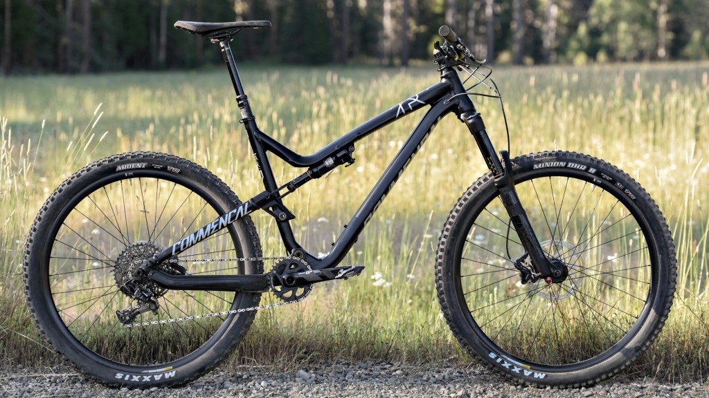 Commencal Meta TR 4.2 Essential 2017 Review Tested by GearLab