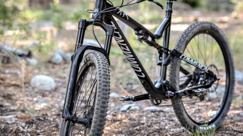 commencal meta tr 4.2 essential 2017 - the 140mm rockshox pike is reliable and tough.