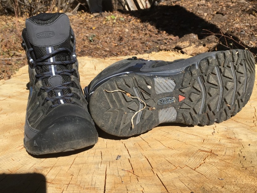 keen targhee iii mid - the large rubber toe bumper and flexible yet grippy sole make this a...