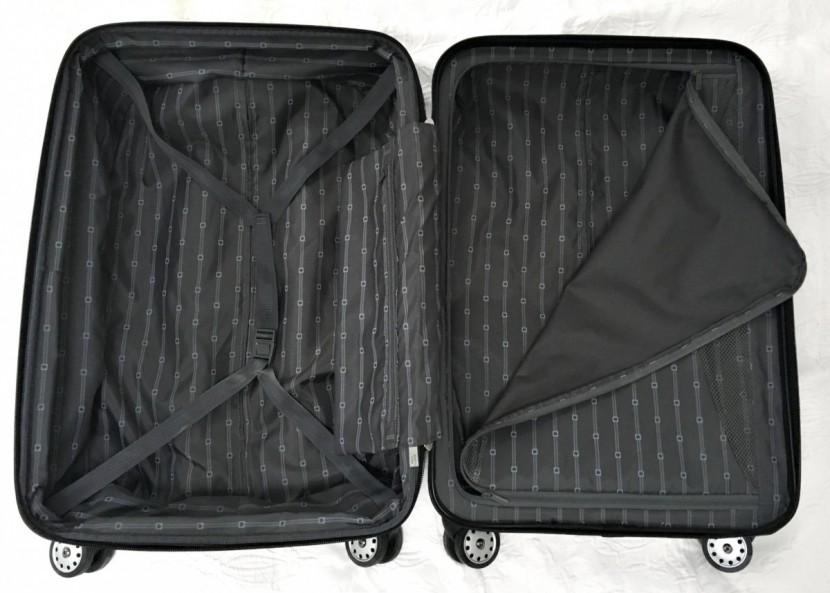 delsey helium titanium 25&quot; - a spartan yet functional interior. we only wish the cinch strap was...