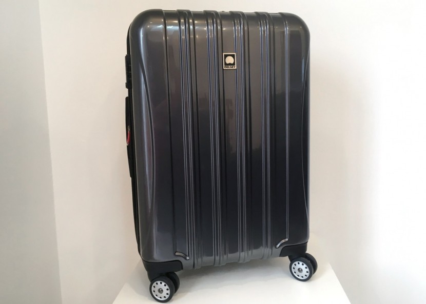 delsey helium titanium 25&quot; - an overwhelmingly good looking bag.