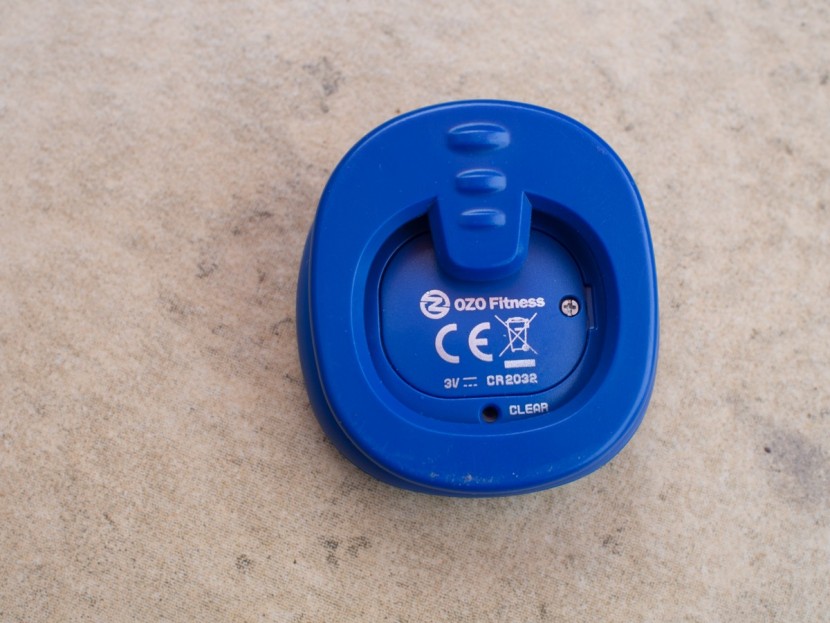 ozo fitness sc2 digital - the clip of the ozo is secure, but bulky.