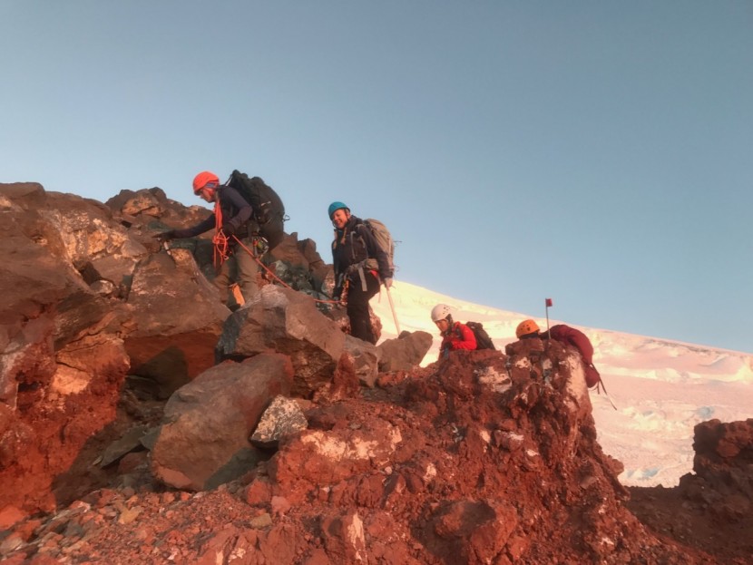 osprey xenith 105 - this pack doesn&#039;t climb as well as some expedition packs when used...