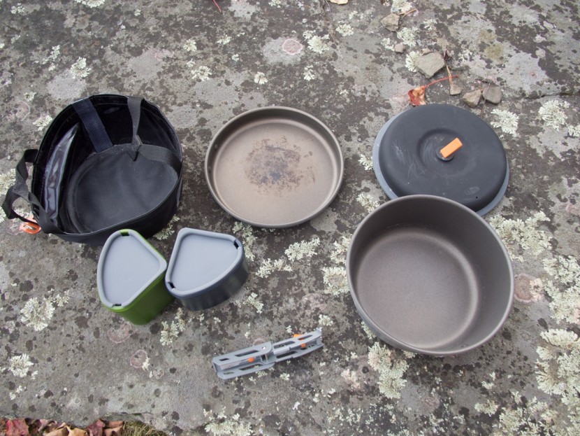 gsi outdoors pinnacle backpacker - the contents of the gsi pinnacle backpacker cookset. note the...