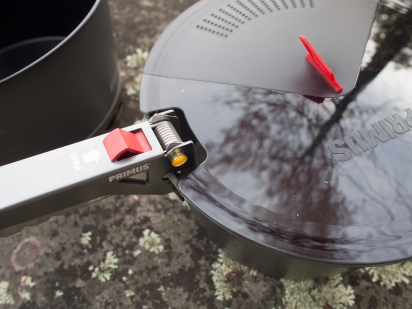 primus primetech 2.3l pot set - the lid and handle combination on the primus is elegant, solid, and...