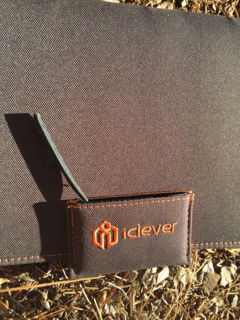 iclever boostcel 12w - the iclever has a novel, magnetic closure that keeps the panel shut...