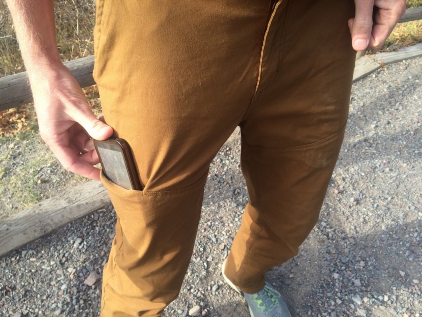 mountain hardwear hardwear ap pant - this small side of the thigh pocket is only barely big enough for an...