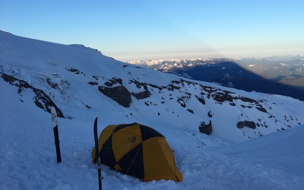 4 season tent - the north face mountain 25&#039;s four-pole design, plus an additional...