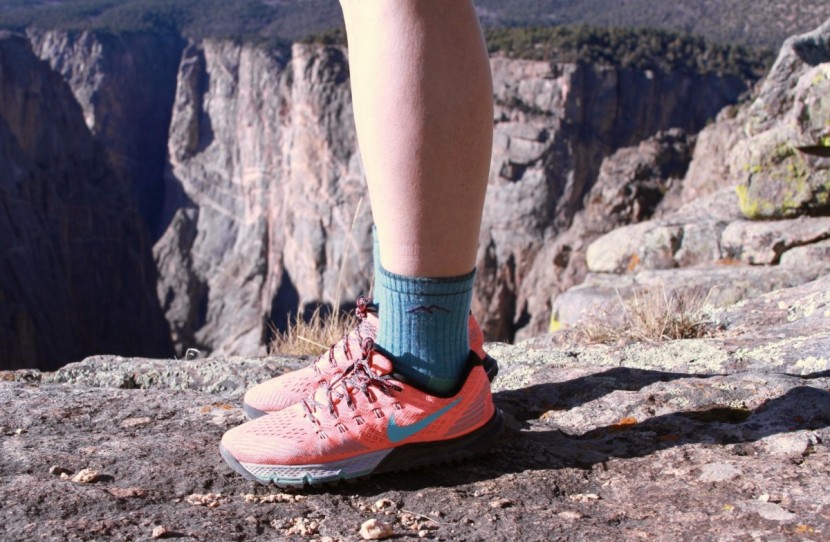 darn tough hiker micro crew cushion for women - this lightweight hiking sock is built to take on the miles. it's...
