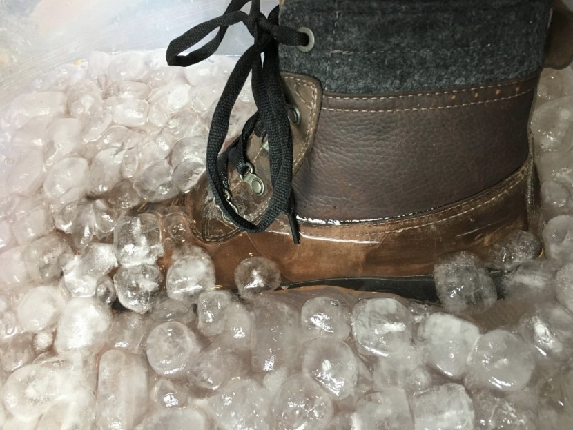 timberland schazzberg mid - the schazzbergs kept water out of our boots in the ice bath test...