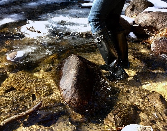 helly hansen veierland 2 - the veierland 2 taking the dunk test.