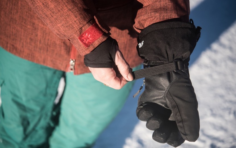 gordini gore-tex down iii women's - simple and effective wrist cinching.