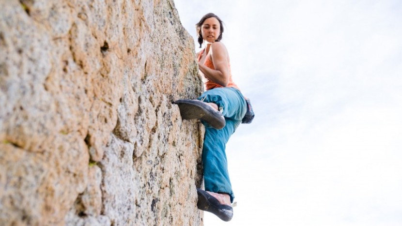 assessing the edging ability of the libra on the top out of yet...